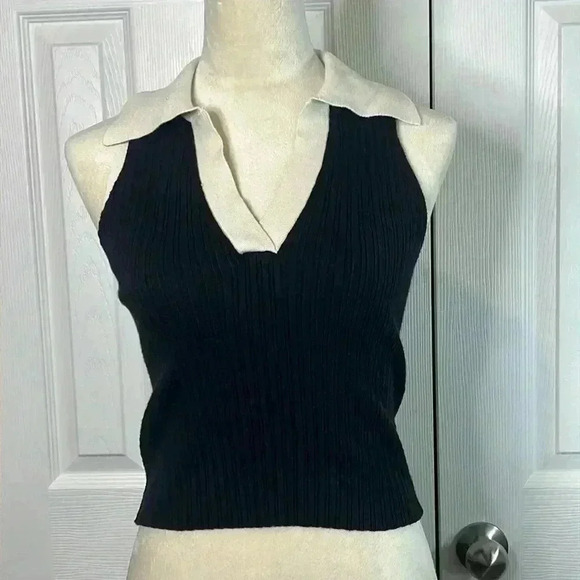 Women’s V Neck Collar Sweater Color Black Size S - Picture 1 of 7